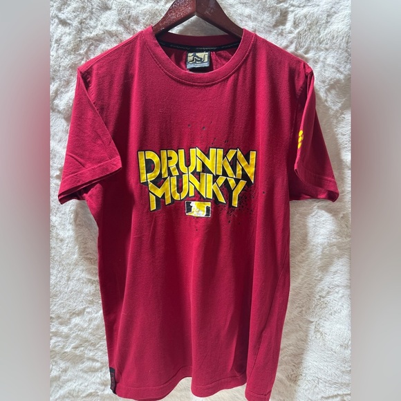 Drunknmunky Red Large graphic T-Shirt for Men - Picture 1 of 11